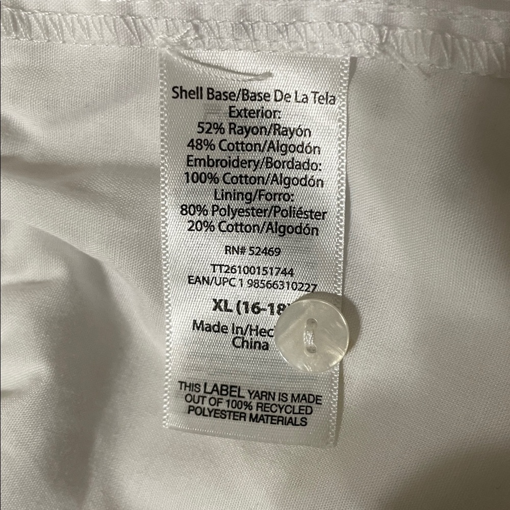 NWT Time & Tru White Eyelet Button-Front Peplum Top XL - Picture 13 of 13